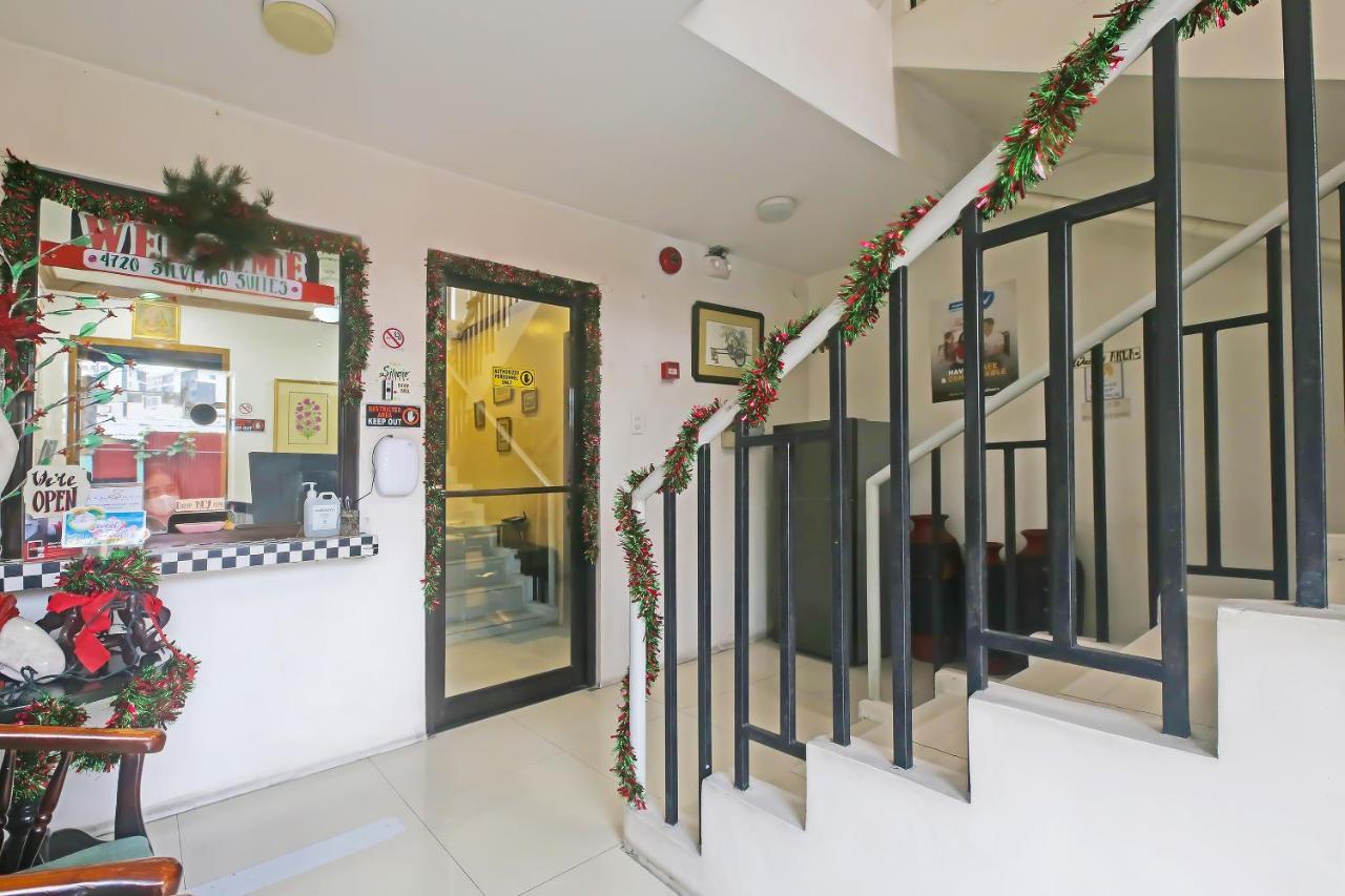 Oyo 896 Silverio Suites マニラ市 エクステリア 写真